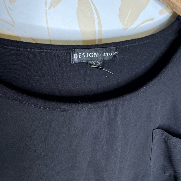 Women’s Design History Black Blouse Top sz Medium M - Picture 3 of 5